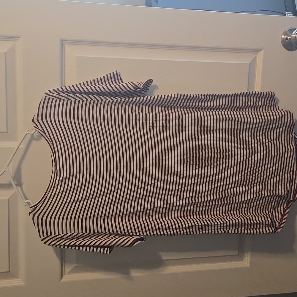 Plus Tunic - Picture 6 of 7